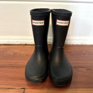 Unisex child My First Hunter rain boots in Navy.